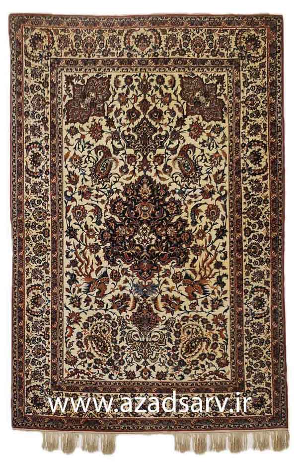 Figure 5. Finely woven rug from Isfahan in an unusual directional medallion design. Medallion designs are much the most common from Isfahan, but there are also a small number of repeating and pictorial designs In many respects Isfahan represents the centre of Safavid art, with many surviving mosques and several palaces associated with the lavish imperial court of the seventeenth century. With such inspiration locally آزادسرو azadsarv